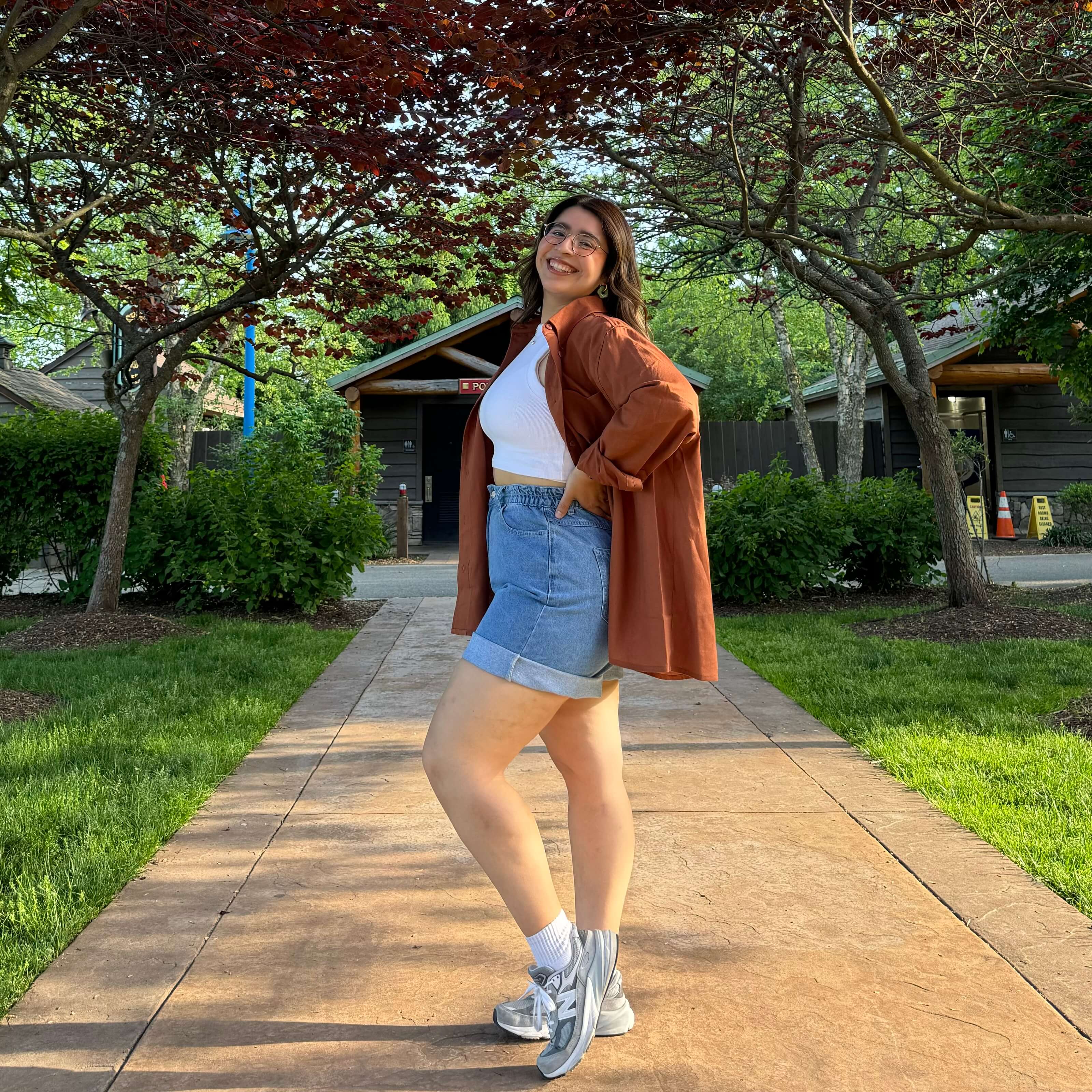 Linen Long-Sleeve Button-Up - Acorn