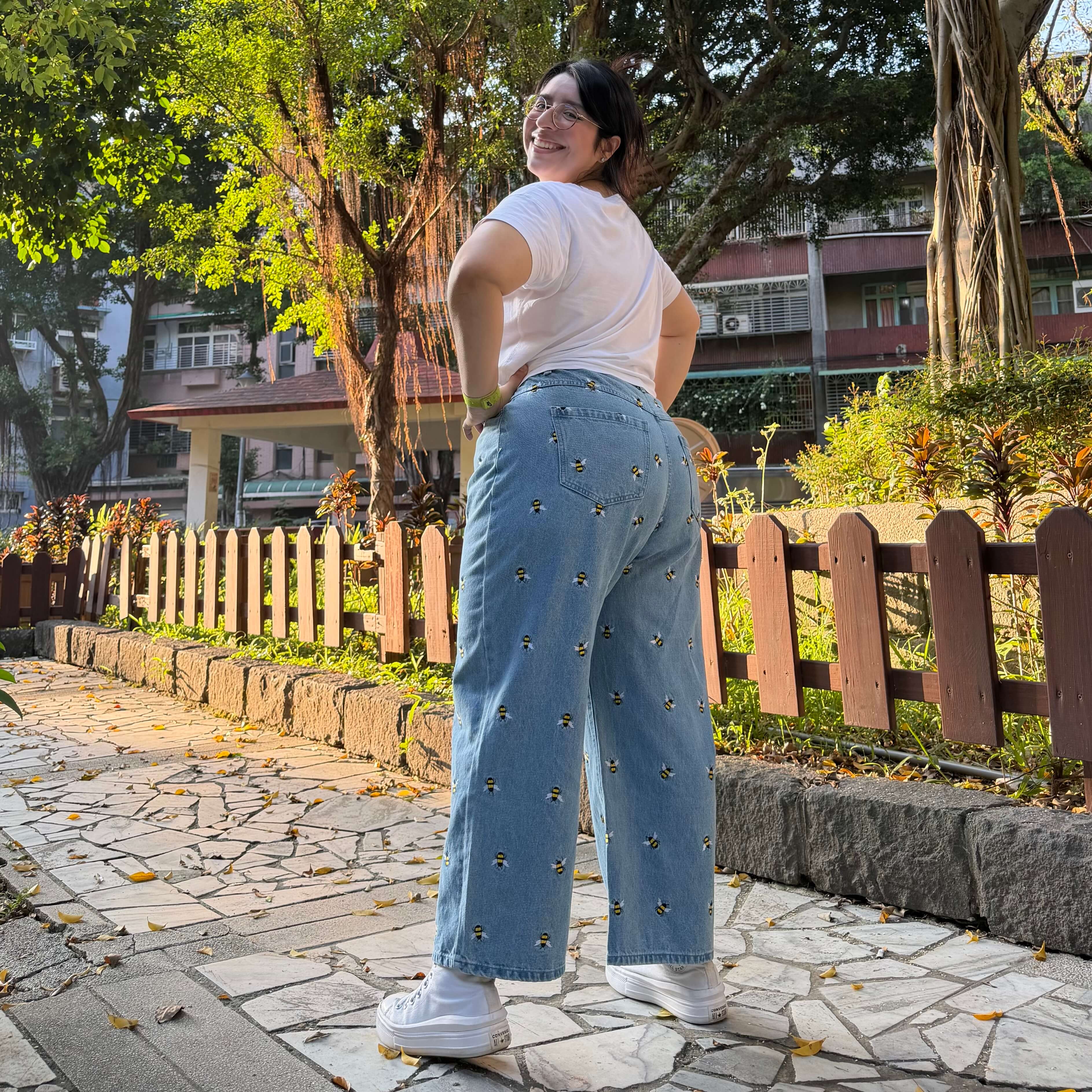 Original Jeans - Light Wash with Bees